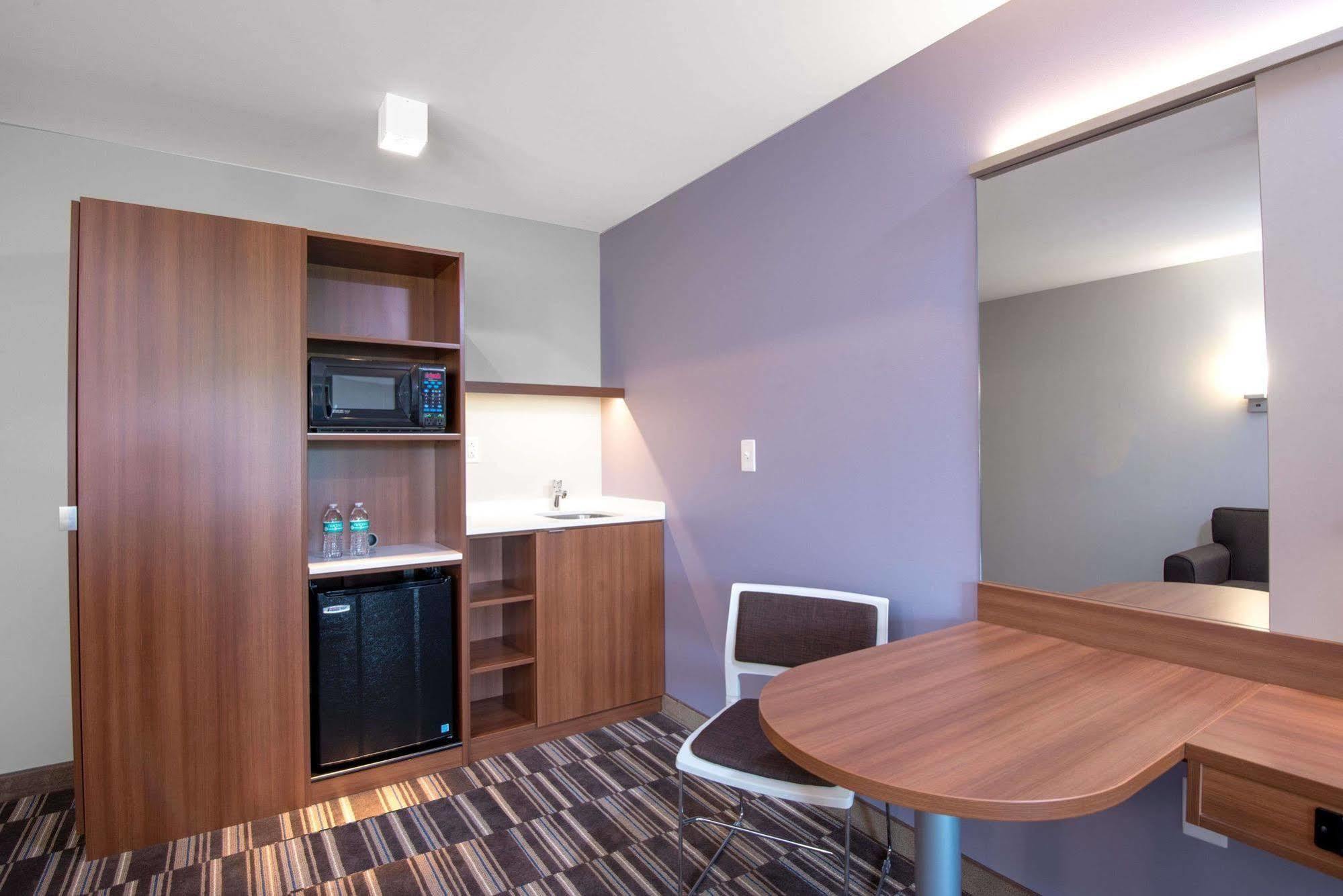 Microtel Inn & Suites By Wyndham Philadelphia Airport Ridley Park Exterior foto